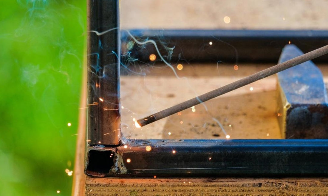 Tip of 6011 welding rod